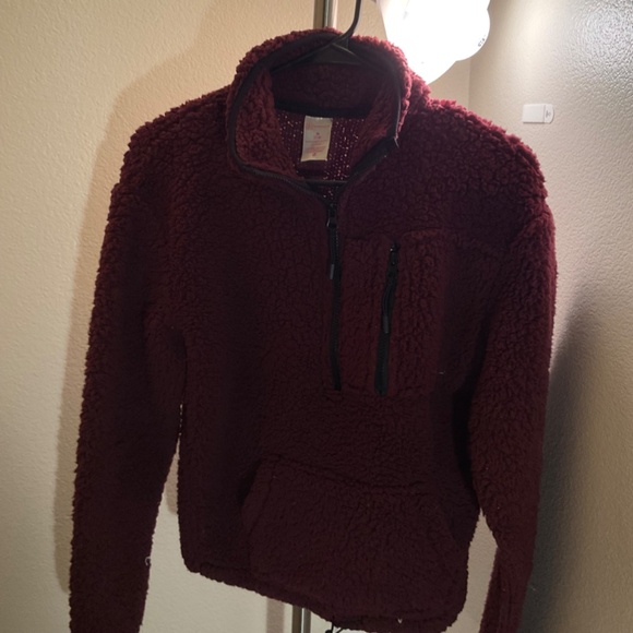 Medium Maroon Sherpa Half Zip - Picture 2 of 3